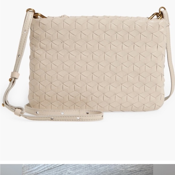 Madewell Handbags - Madewell The Puff Crossbody Leather Bag -